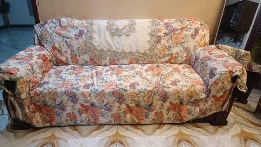 3 seater sofa for urgent sale. . .