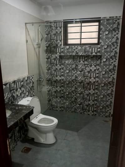 1 Kanal Brand New Uper Portion For Rent