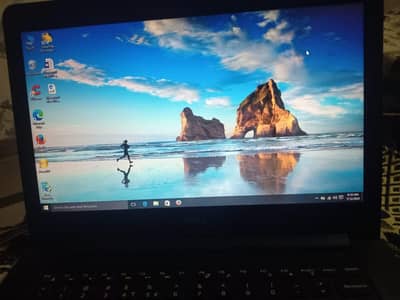 Dell laptop| 4th generation| 128 Gb SSD