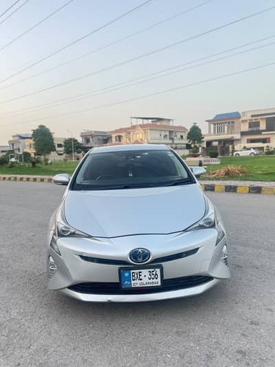 Toyota Prius 2016