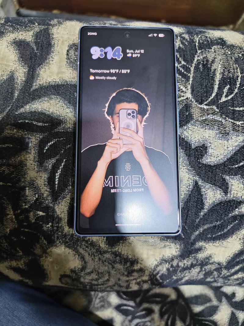 Google Pixel 7a 1