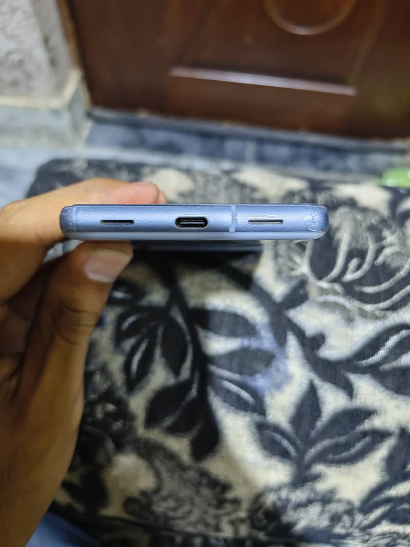 Google Pixel 7a 2