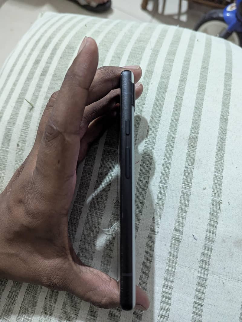 Google Pixel 6a 3