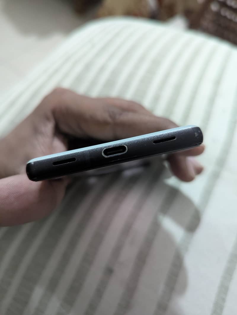 Google Pixel 6a 5