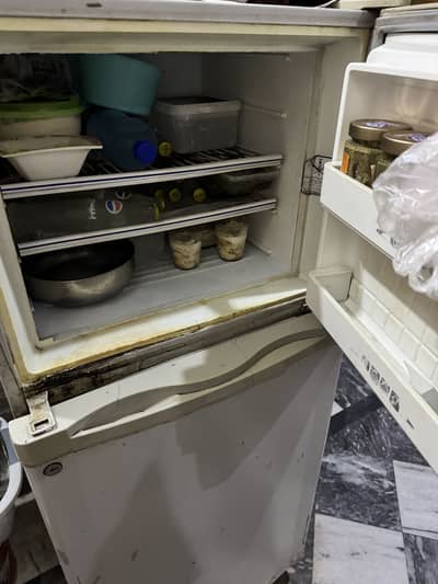Dawlance fridge