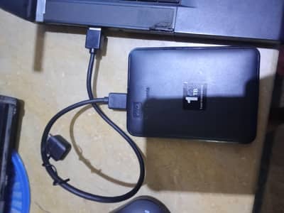 SST 1TB portable USB 3.0 hard disc