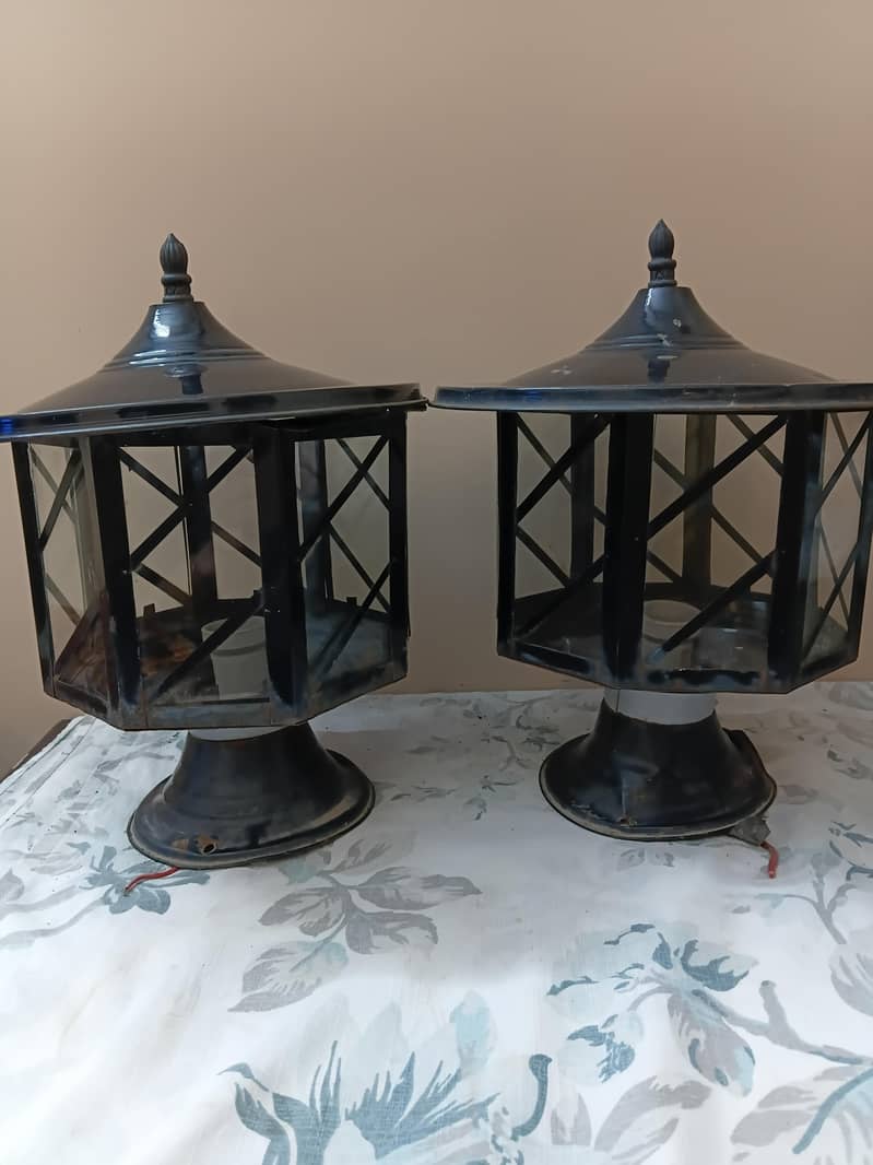 Main Gate Lights 1
