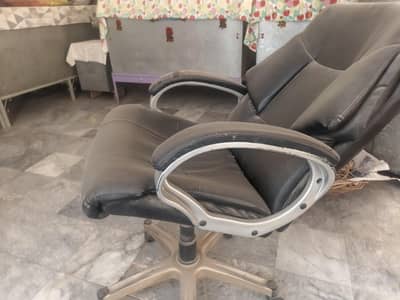 Almost New easy Chair 3 months used