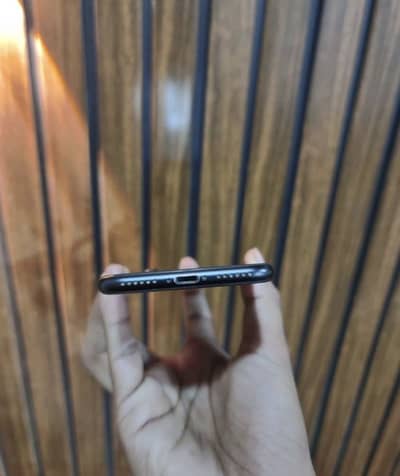Apple iPhone SE