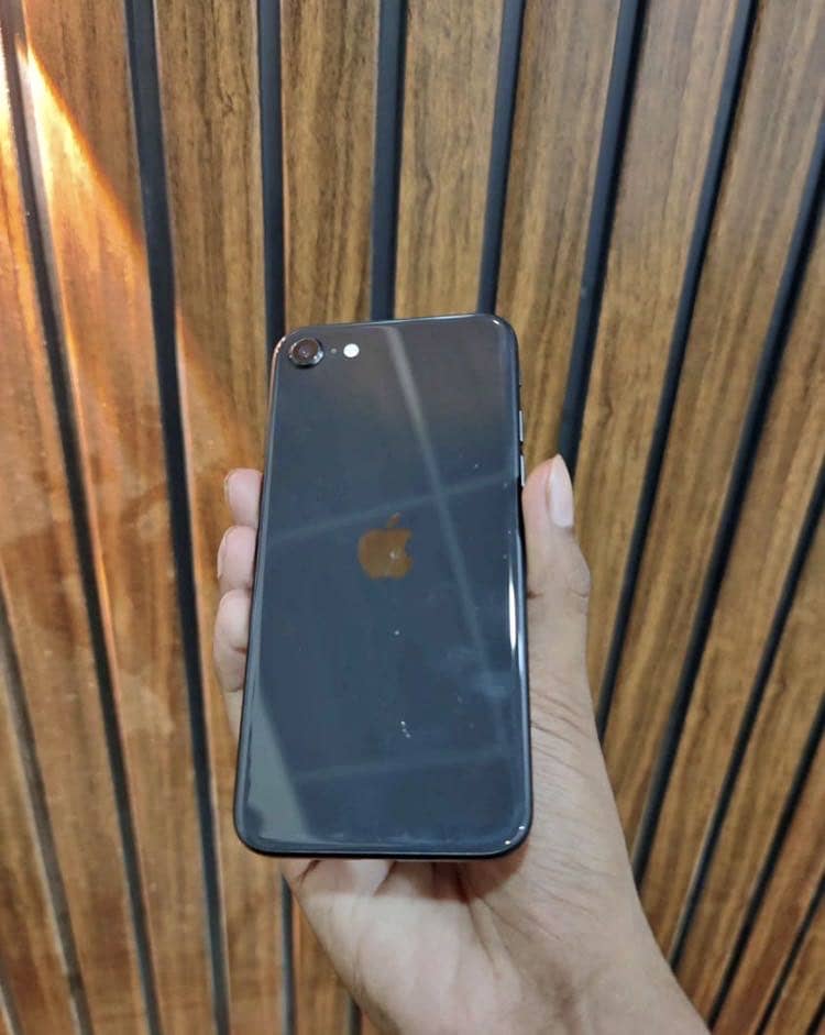 Apple iPhone SE 1