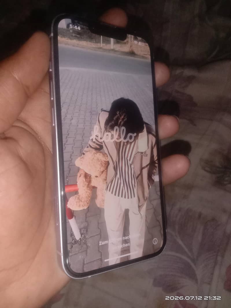 Apple iPhone 14 1