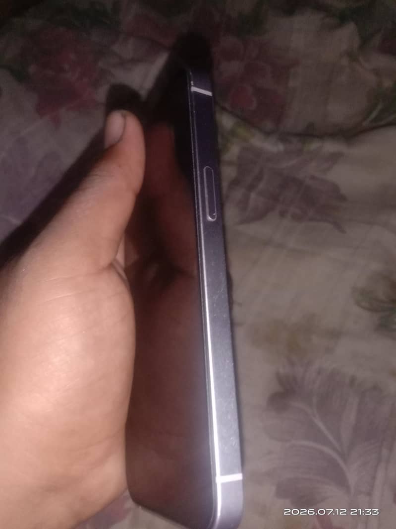 Apple iPhone 14 2