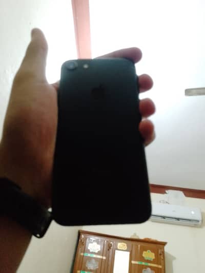 Apple iPhone 7