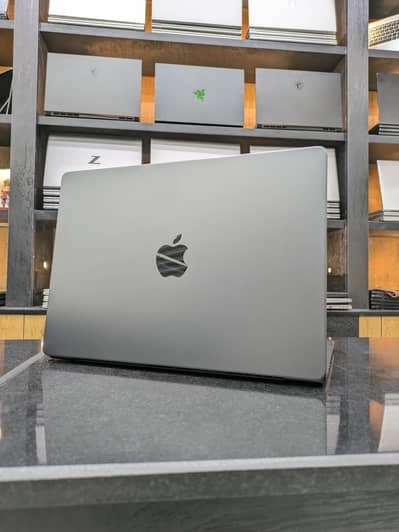Apple MacBook Pro 14" Laptop | M3 Max | 48GB RAM | 1TB SSD