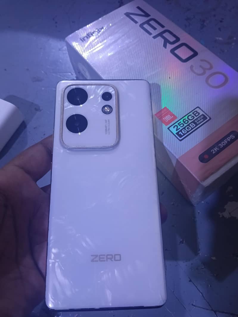 Infinix Zero 30 1