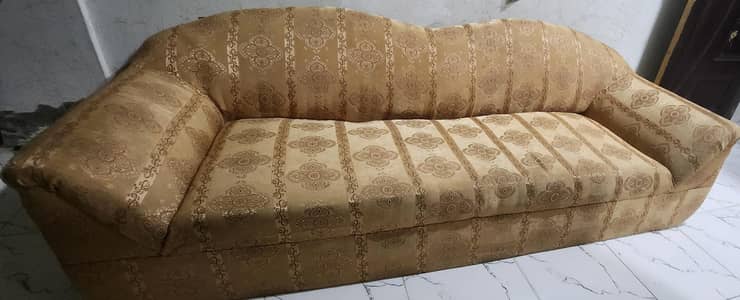 sofa best condition