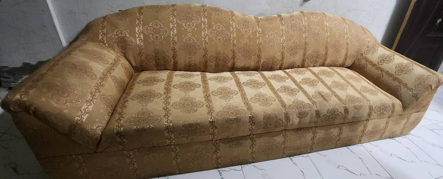 sofa best condition 0