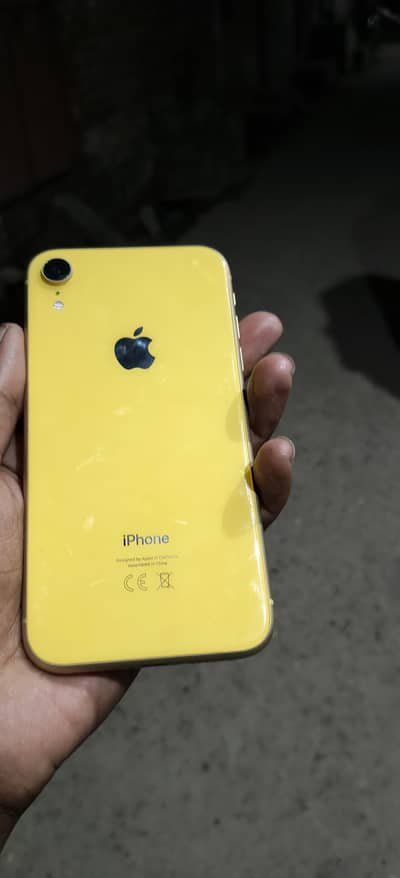 Apple iPhone XR