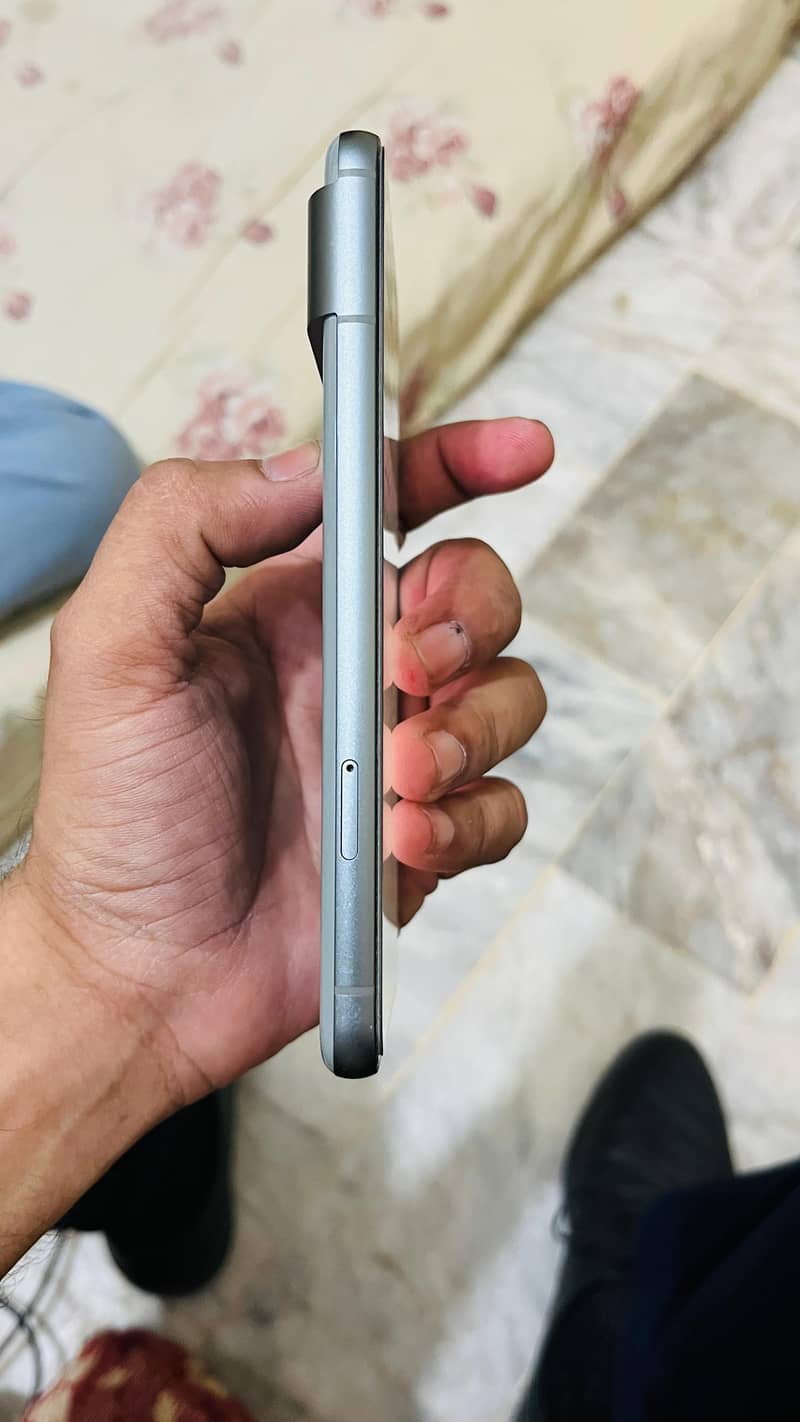 Google Pixel 8 1