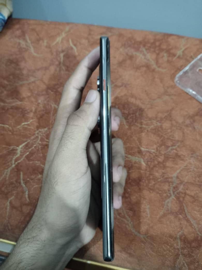 Tecno CAMON 40 Pro 2
