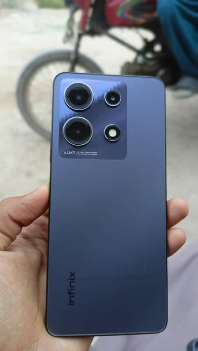 Infinix Note 30