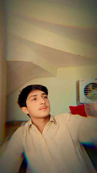 Husnain Ali 