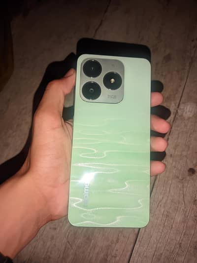 Realme C63