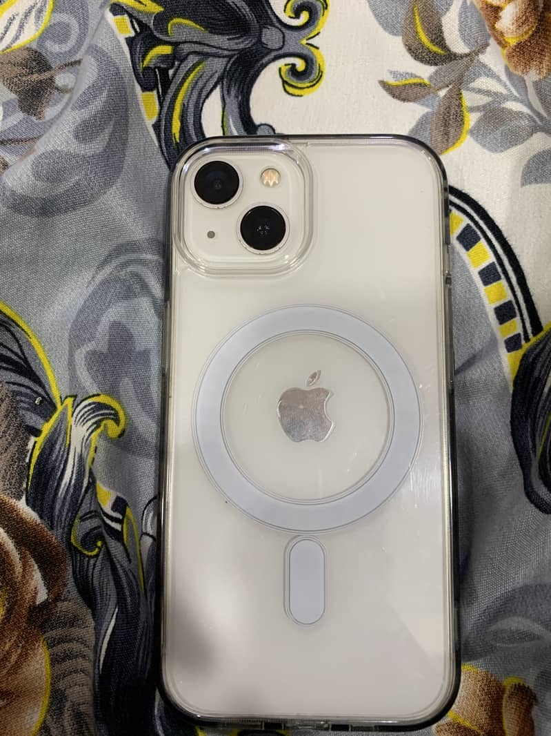 Apple iPhone 13 2