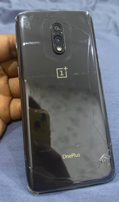 OnePlus 7 (8GB / 256GB)