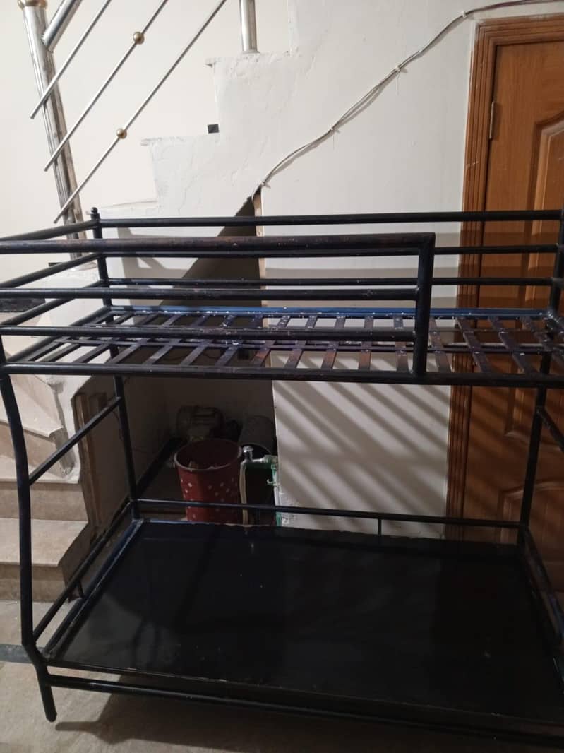 double bed 0