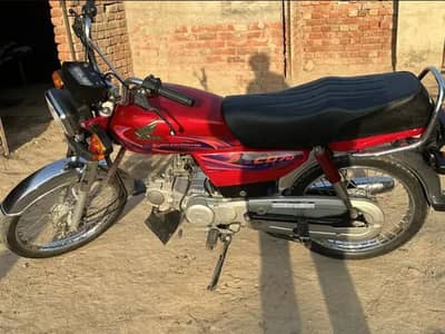 CD 70 Bike for sale model 2024 condition 10/10
