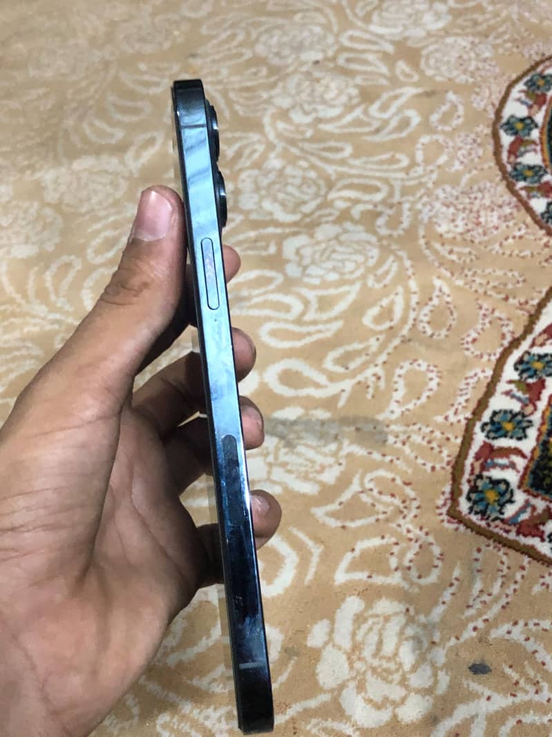 Apple iPhone 12 Pro Max 5