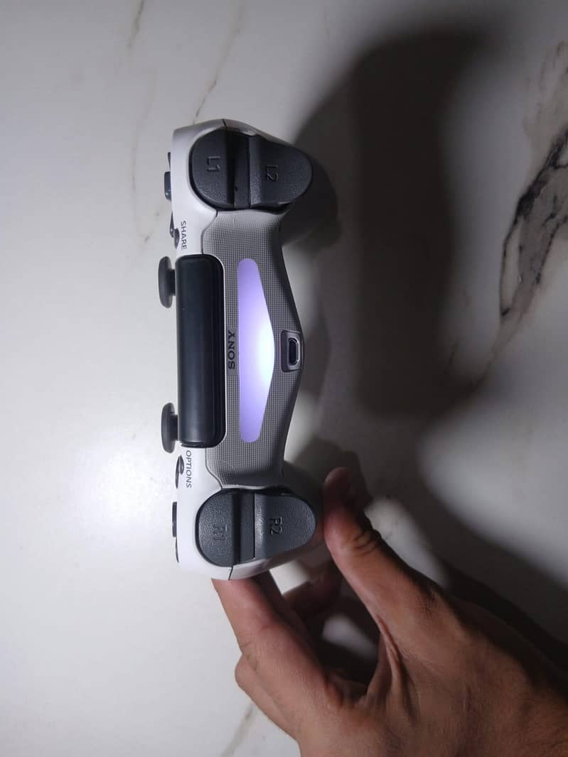 PS4 CONTROLLER 2