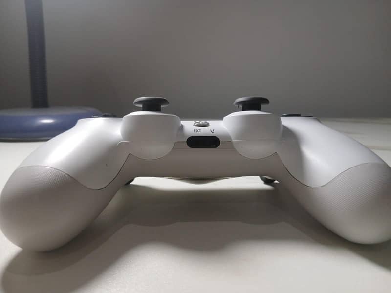 PS4 CONTROLLER 3
