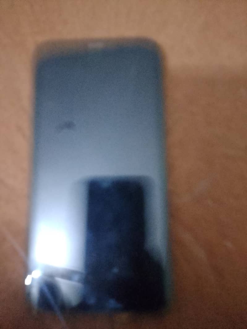 Apple iPhone 11 0