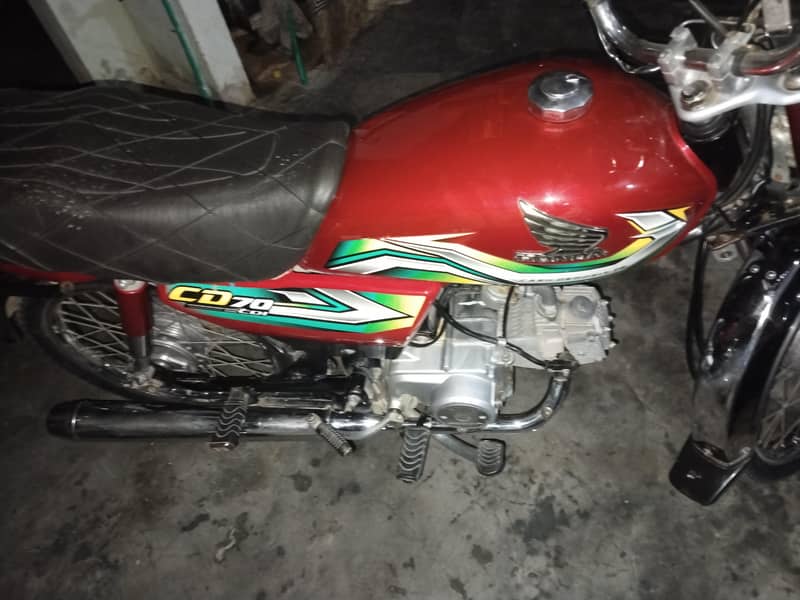 CD 70cc 9