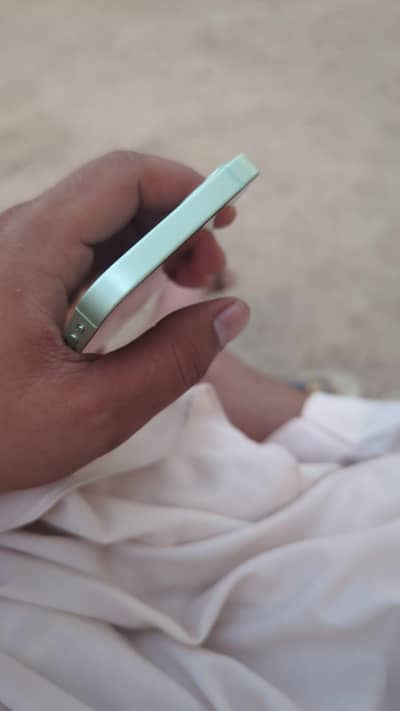 Apple iPhone 12 mini