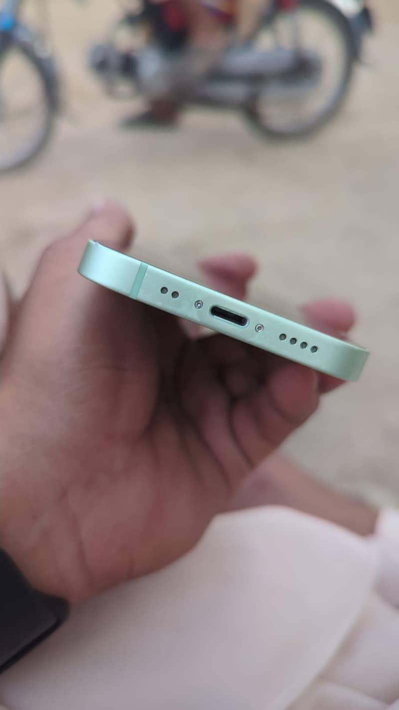 Apple iPhone 12 mini 1