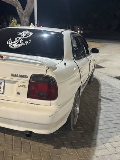 Suzuki Baleno 2002