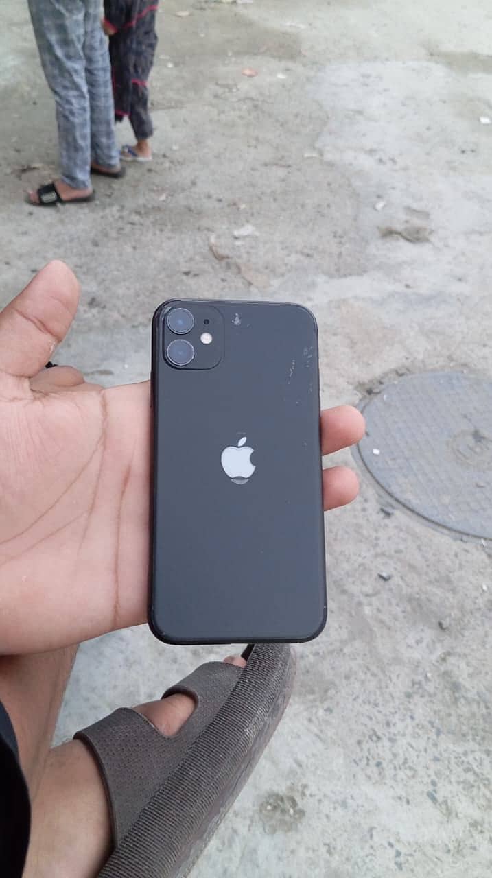 Apple iPhone 11 2
