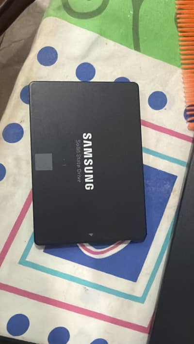 120 gb ssd hard disk for pc and laptops