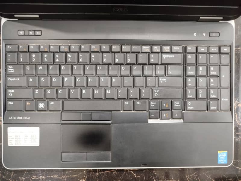 Dell Lattitude E6540 1