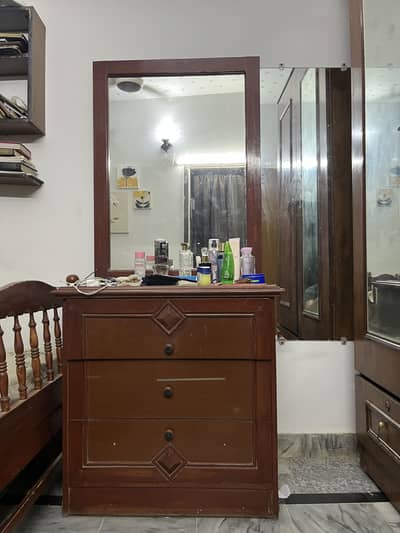 Dressing table with 3 drawers (10/10)