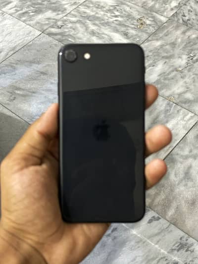 Apple iPhone SE