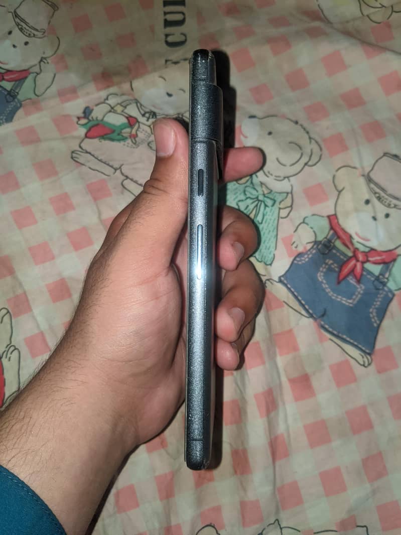 Google Pixel 7 5