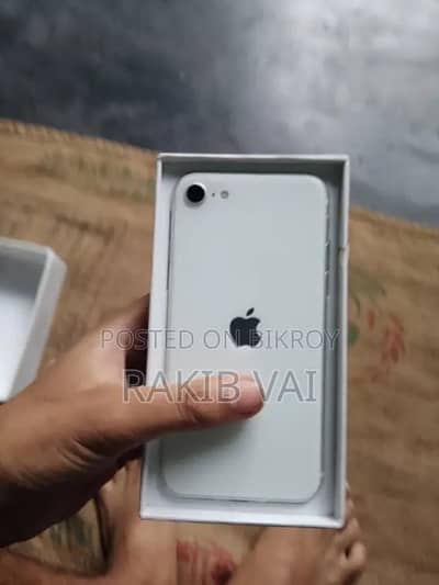 Apple iPhone SE