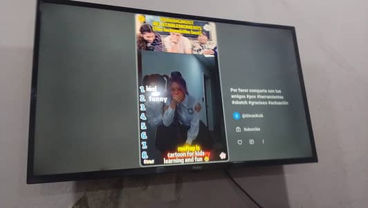 Haier android tv 40 inch 10/ 10 condition with box