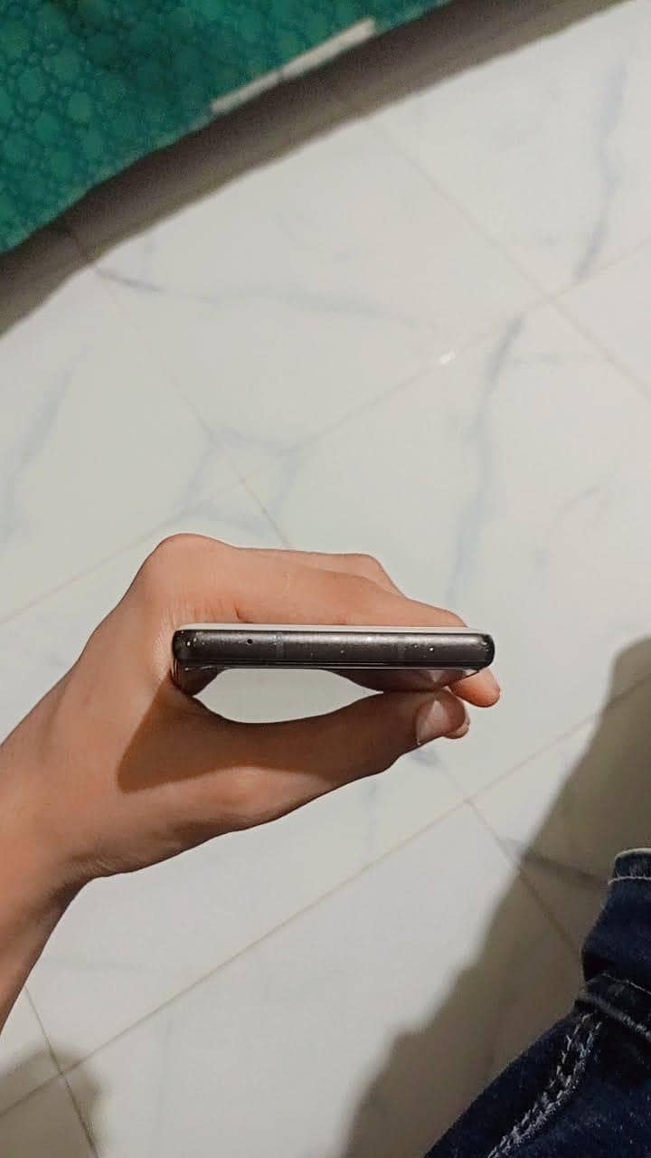 Google Pixel 6a 4