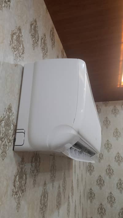 Gree AC and DC inverter for sale WhatsApp 0346=4645=899