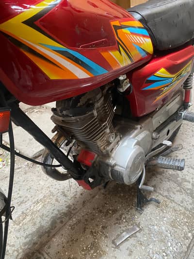 Honda 125 bike all ok good condition